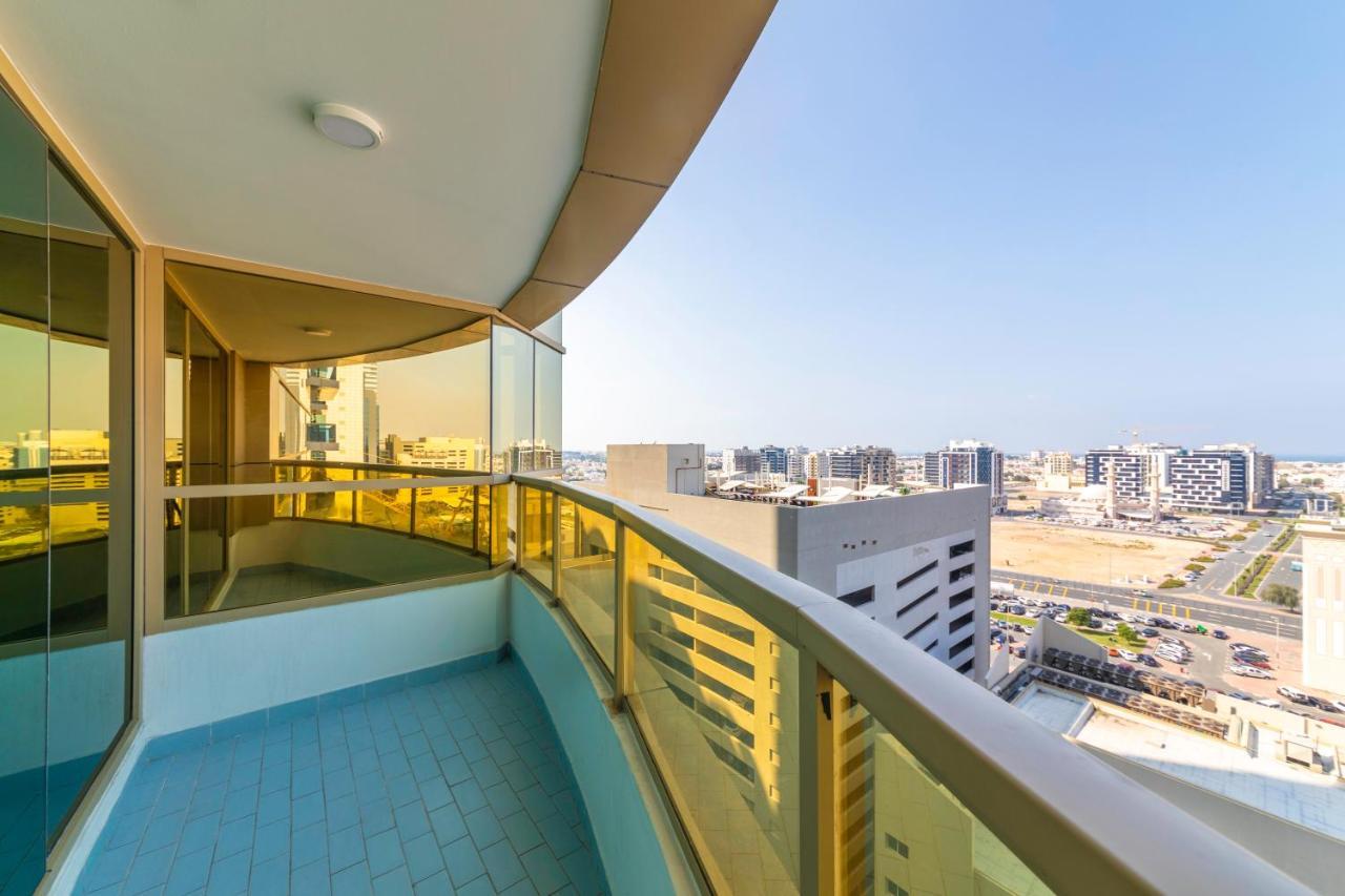 Ferienwohnung Maison Privee - Millennium Executive Tower Dubai Exterior foto
